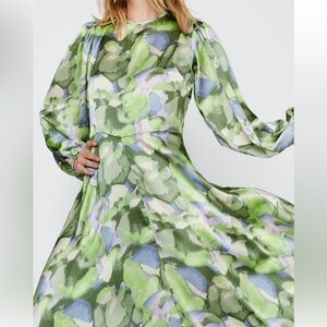 Nasty Gal Abstract Printed Satin Feel Open Back Maxi Dress.  Oversized Fit